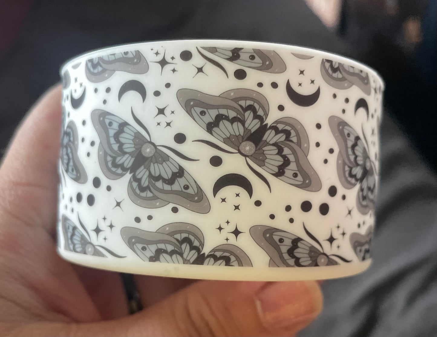 B&W moth tumbler boot